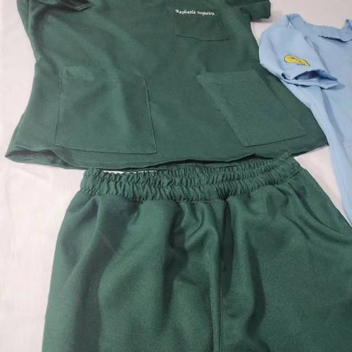Scrubs Médicos em Caraguatatuba | Di & Lu Confecção