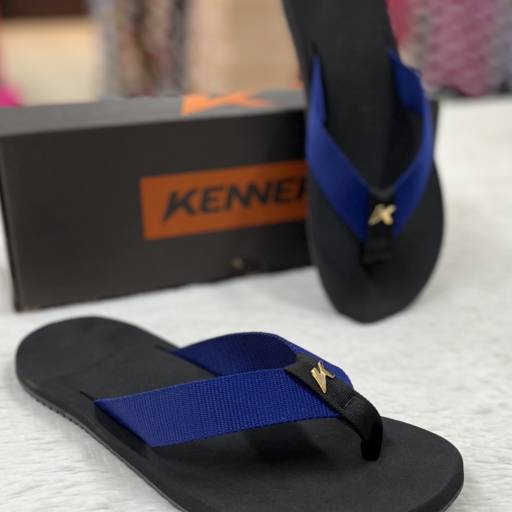 Chinelo Kenner masculino adulto  em Uberlândia, MG por Lojas Dom Flavittos