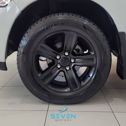 RAM CLASSIC 5.7 V8 32V 4P HEMI LARAMIE AUTOMÁTICO- 2022 em Botucatu, SP por Seven Motors Concessionária