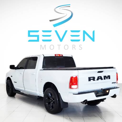 RAM CLASSIC 5.7 V8 32V 4P HEMI LARAMIE AUTOMÁTICO- 2022 em Botucatu, SP por Seven Motors Concessionária