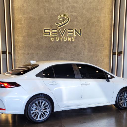 TOYOTA COROLLA 2.0 16v 4p Xei Flex Automático 2024 em Botucatu, SP por Seven Motors Concessionária