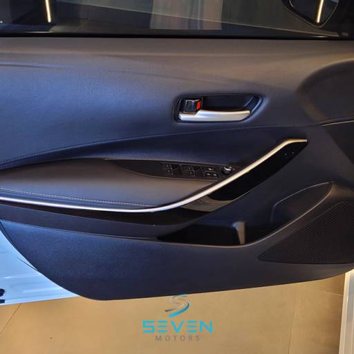 TOYOTA COROLLA 2.0 16v 4p Xei Flex Automático 2024 em Botucatu, SP por Seven Motors Concessionária