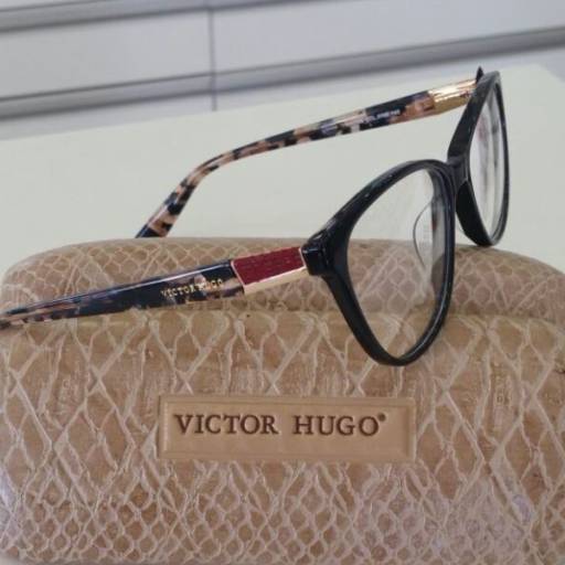 Victor Hugo 1728 por Ótica Foco