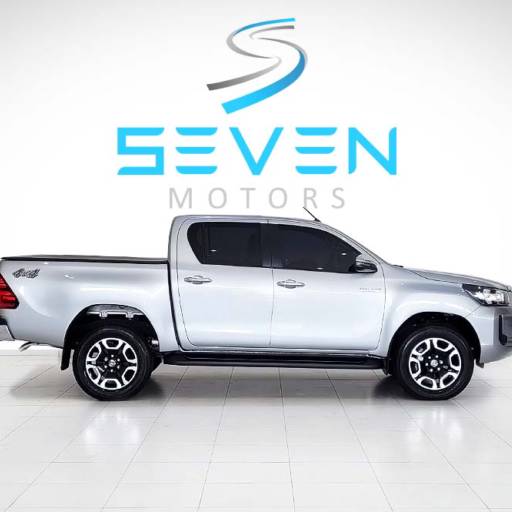 TOYOTA HILUX 2.8 16V SRV 4X4 DIESEL CABINE DUPLA AUTOMÁTICO- 2023/2024 em Botucatu, SP por Seven Motors Concessionária