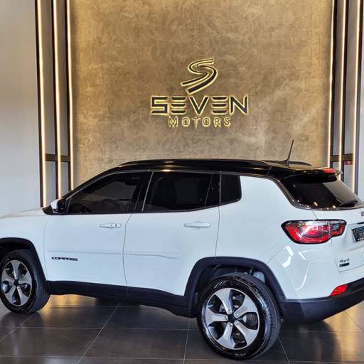 JEEP COMPASS 2.0 16v 4p 350 Longitude 4x4 Turbo Diesel Automático 2018 em Botucatu, SP por Seven Motors Concessionária