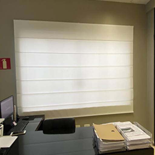 Persiana Romana com Tela Solar Screen 1% em Americana, SP por Refine Decorações