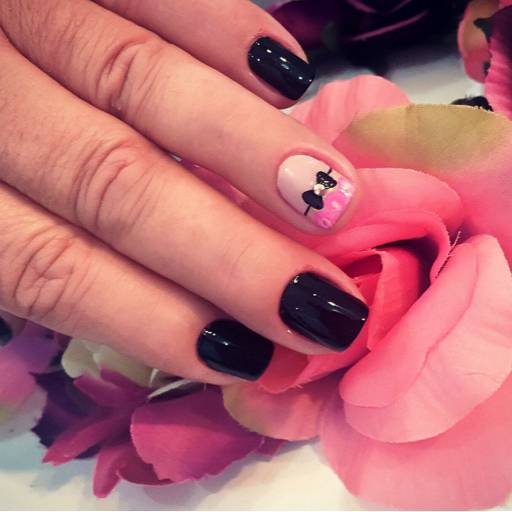 Manicure  por Espaço Belíssima