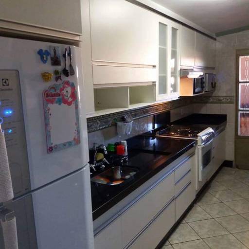 Cozinha planejada em MDF Duratex por Marcenaria Ebenezer