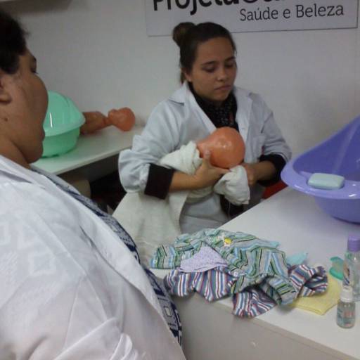 CURSO DE BABÁ E BABYSITTER por Projeta Cursos Profissionalizantes 