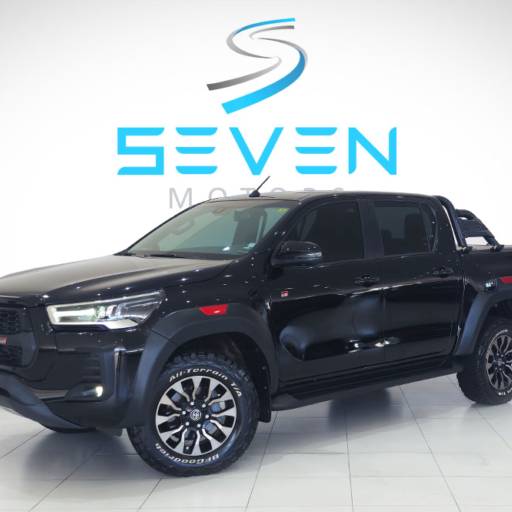 TOYOTA HILUX 2.8 16V GR SPORT 4X4 TURBO DIESEL CABINE DUPLA AUTOMÁTICO- 2022 em Botucatu, SP por Seven Motors Concessionária