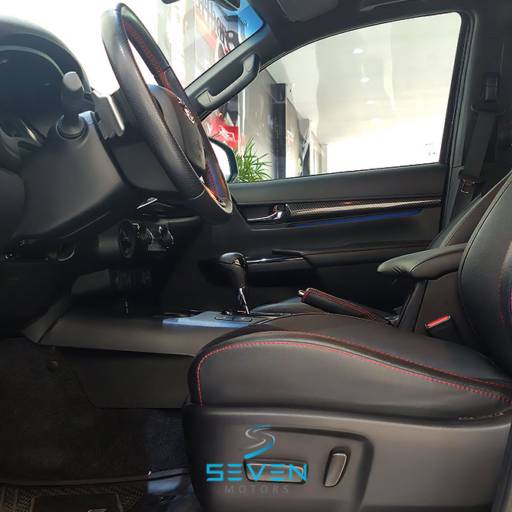 TOYOTA HILUX 2.8 16V GR SPORT 4X4 TURBO DIESEL CABINE DUPLA AUTOMÁTICO- 2022 em Botucatu, SP por Seven Motors Concessionária