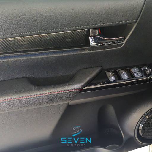 TOYOTA HILUX 2.8 16V GR SPORT 4X4 TURBO DIESEL CABINE DUPLA AUTOMÁTICO- 2022 em Botucatu, SP por Seven Motors Concessionária