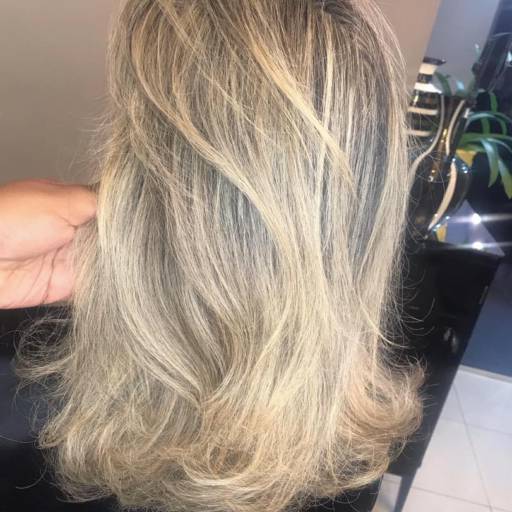 Luzes e Mechas – Ilumine Seu Visual em Bauru por Vie de Luxe