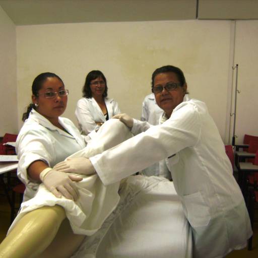 CURSO DE CUIDADOR DE IDOSOS por Projeta Cursos Profissionalizantes 