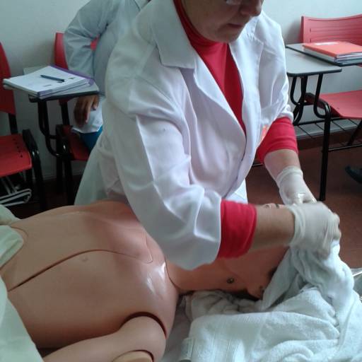 CURSO DE CUIDADOR DE IDOSOS por Projeta Cursos Profissionalizantes 