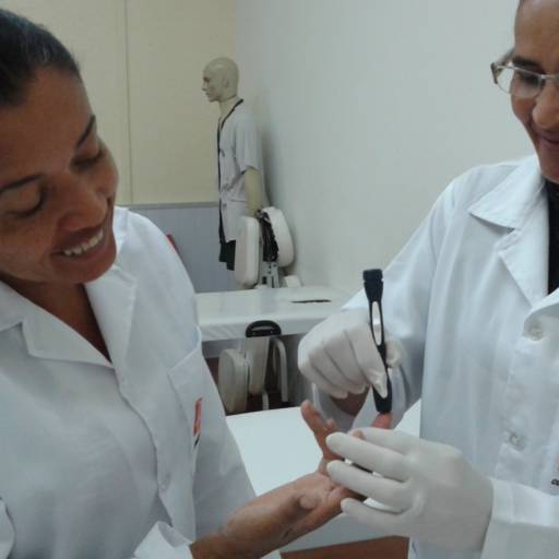 CURSO DE CUIDADOR DE IDOSOS por Projeta Cursos Profissionalizantes 