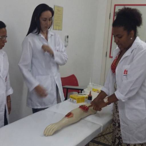 CURSO DE CUIDADOR DE IDOSOS por Projeta Cursos Profissionalizantes 