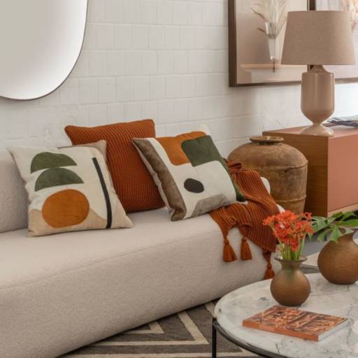 Almofadas Decortextil em Ninho Verde II Eco Residence, SP por Decor Max Casa