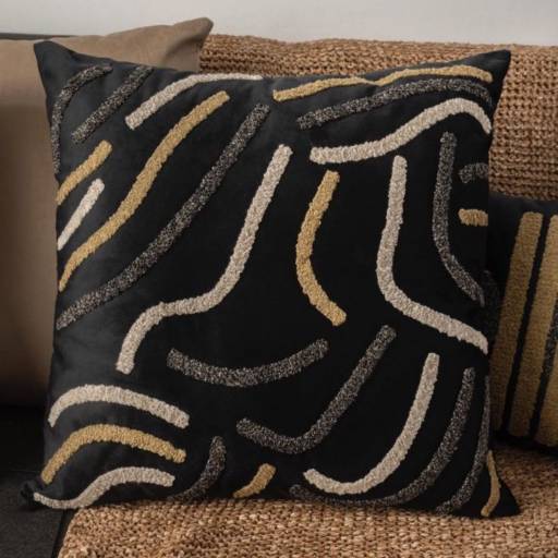 Almofadas Decortextil em Ninho Verde II Eco Residence, SP por Decor Max Casa