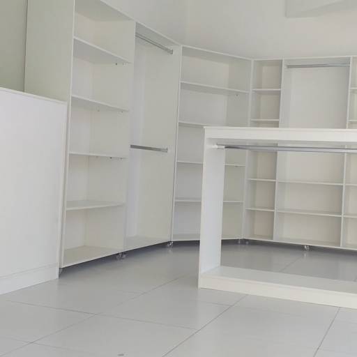 Kit Móveis para loja 6 peças + brinde  em Bauru, SP por Móveis Fábrica de Sonhos Bauru