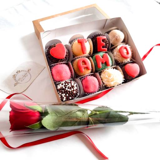 Caixa de doces com Rosa 