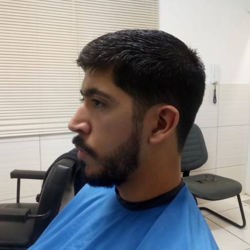 Corte de Cabelo e Barba por Saint's Brothers
