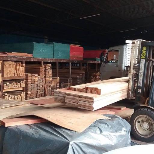 Chalé Madeiras por Chalé Madeiras