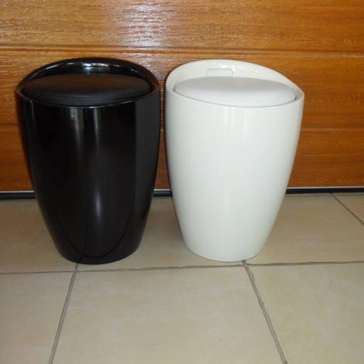 BANQUETA TAMBORETE COM BANCO EM ABS E ESTOFADO  por Delarrara Design da Construção