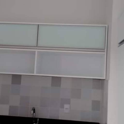 Cozinha com ilha por D'Sousa Marcenaria 