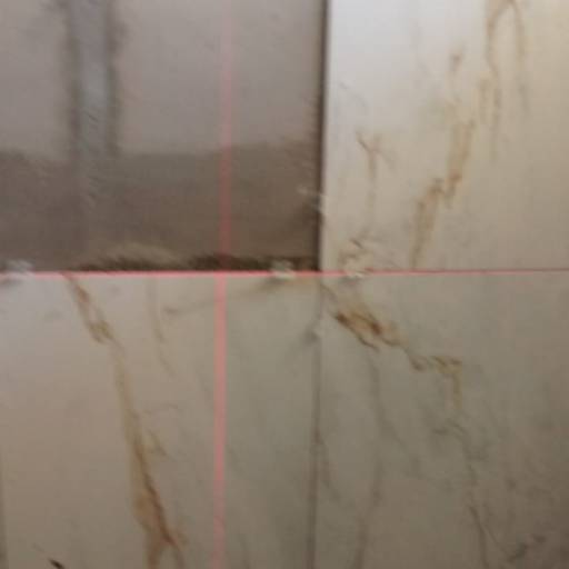 Colocação de piso  porcelanato por Empreiteira Lourenço