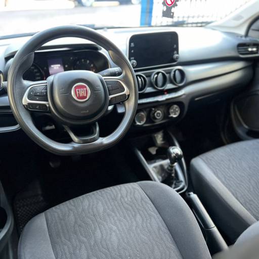 FIAT CRONOS 1.3 DRIVE em Botucatu, SP por Ricardo Veículos Multimarcas