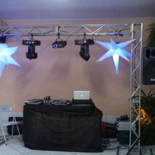 Iluminação para Eventos por DJ Adriano Ribeiro