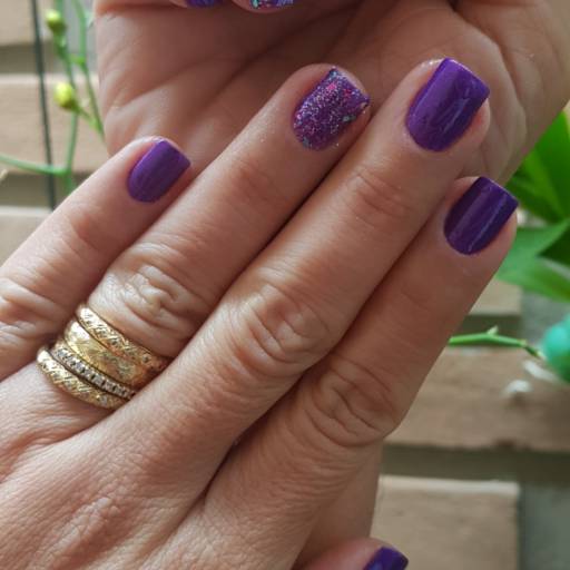 Unhas  por Salão Deixa Cachear