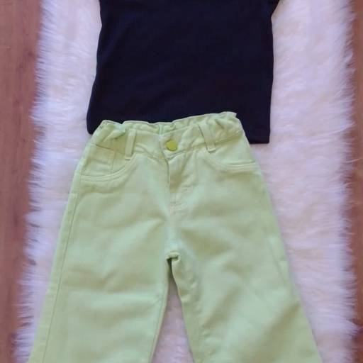 Calça wide leg verde  em Aracaju, SE por Doce Mundo