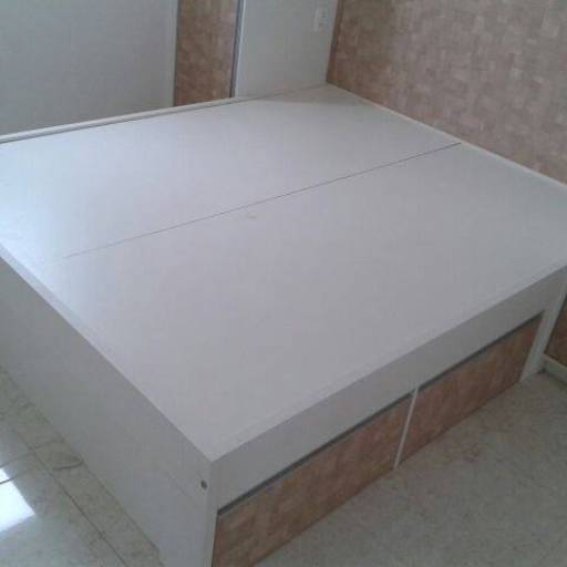 Guarda roupas com cama de casal  por M.1 Móveis Planejados