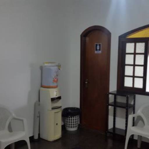 Linda casa e ampla em São Roque-SP / Código do Imóvel: 27677 por Aj Rodrigues Negocios Imobiliarios Ltda