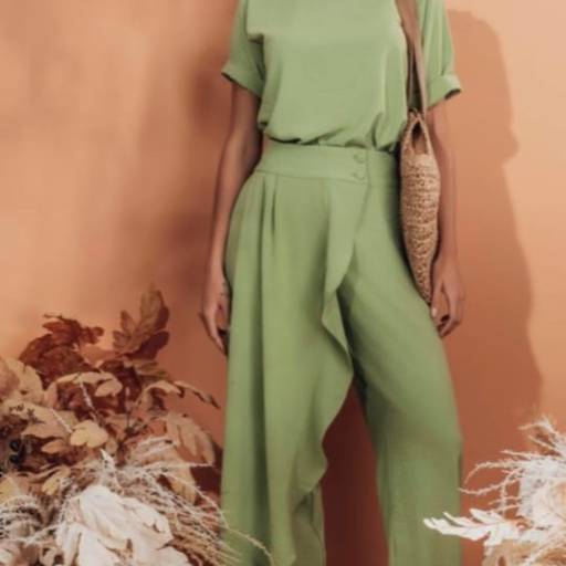 Conjunto calça em Jundiaí, SP por ALUARTEBRASIL Moda Feminina