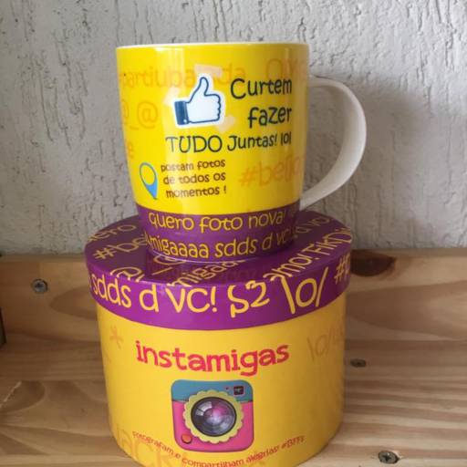 Caneca Insta Amigas por Casa Renove Decoracoes