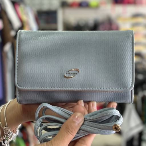 Carteira adulta em Uberlândia, MG por Lojas Dom Flavittos