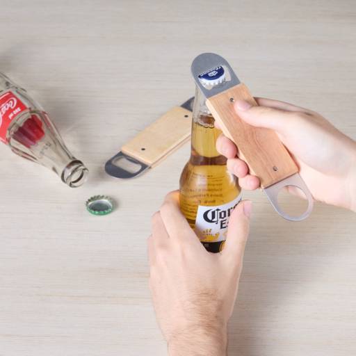 01304 Abridor de Garrafa Madeira em São José do Rio Preto, SP por Public Gráfica e Brindes