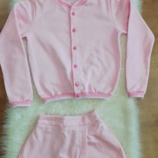 Conjunto casaco desenho Barbie  em Aracaju, SE por Doce Mundo