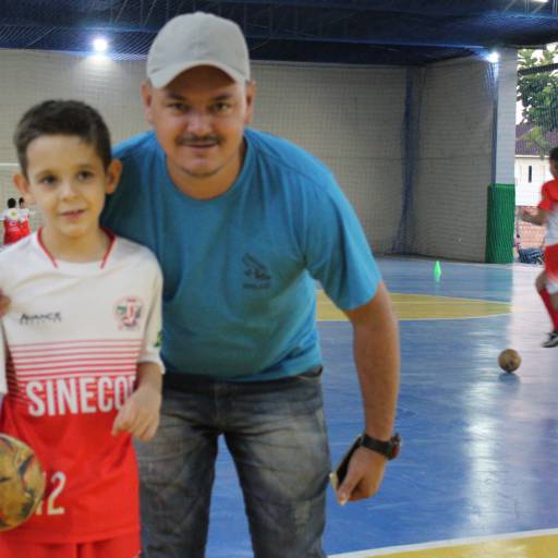 Escolinha de Futsal por SINECOFI - Sede Recreativa