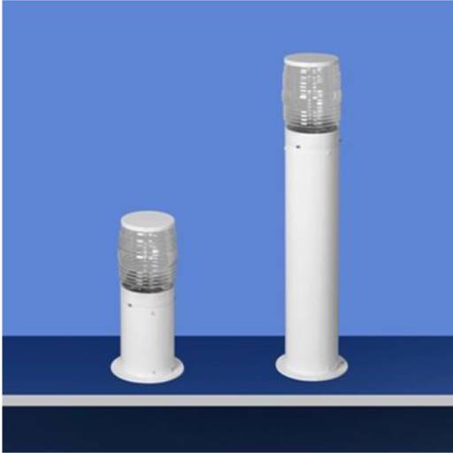 Poste para jardim por Carol Lustres