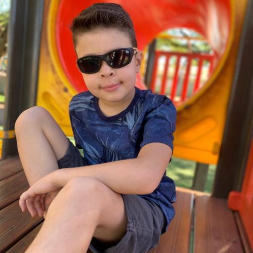 Óculos de Sol Infantil  em Foz do Iguaçu, PR por Óticas Polini - Três Lagoas