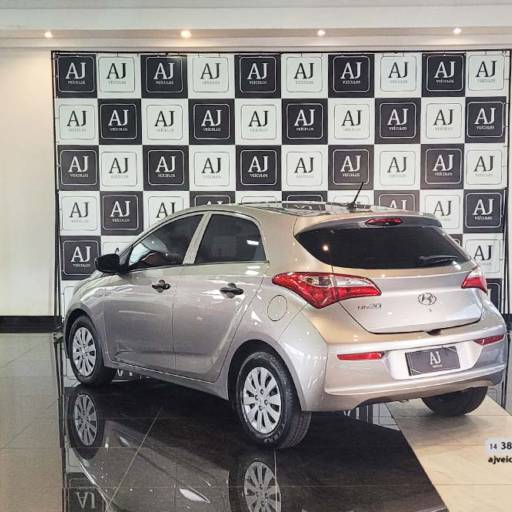 HYUNDAI HB 20 1.0 12V 4P FLEX COMFORT- 2017 em Botucatu, SP por AJ Veículos