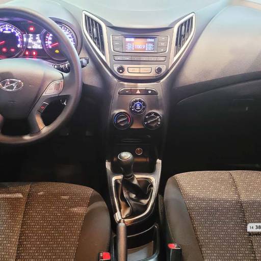 HYUNDAI HB 20 1.0 12V 4P FLEX COMFORT- 2017 em Botucatu, SP por AJ Veículos