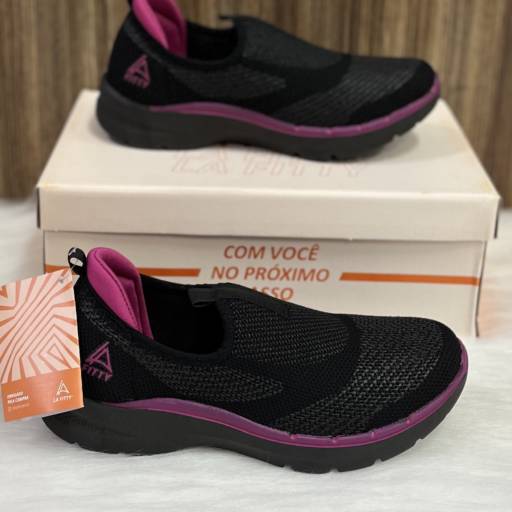 Tênis feminino La Fitty