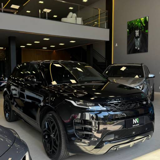 LAND ROVER EVOQUE P300 MHEV HSE R-DYNAMIC 2.0  em Foz do Iguaçu, PR por M7 Exclusive 