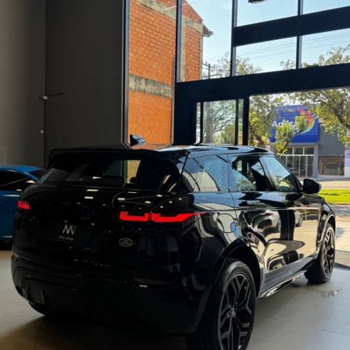 LAND ROVER EVOQUE P300 MHEV HSE R-DYNAMIC 2.0  em Foz do Iguaçu, PR por M7 Exclusive 