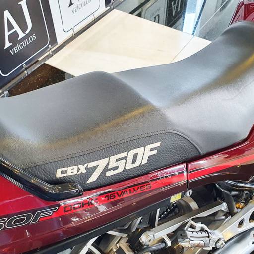 HONDA CBX 750 F INDY- 1989 em Botucatu, SP por AJ Veículos